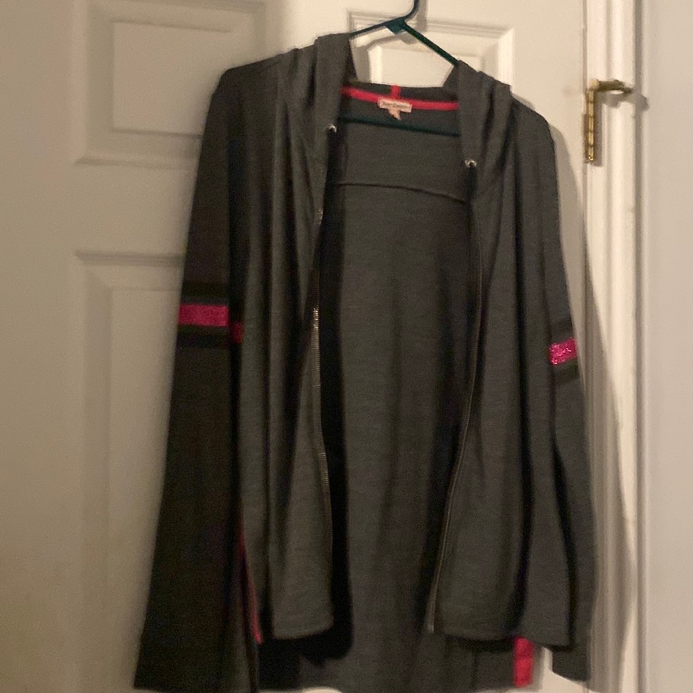Brand: Juicy couture Size: L Color: Grey and Pink